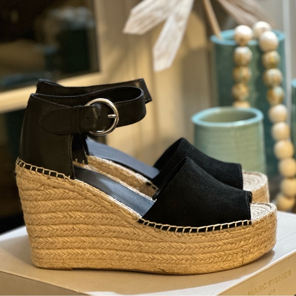 Alida Sandals by Marc Fisher- Black Size 10